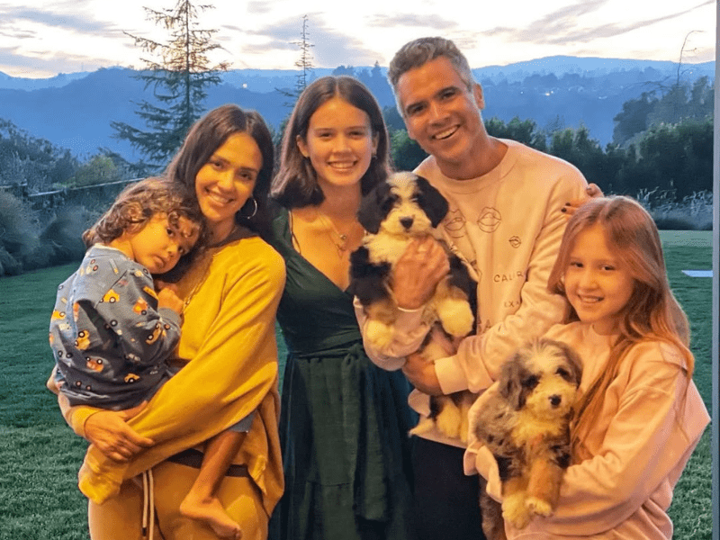 Jessica Alba and her family