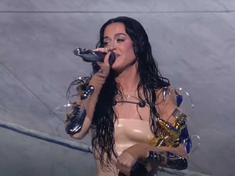 Katy Perry VMA awards YouTube screenshot
