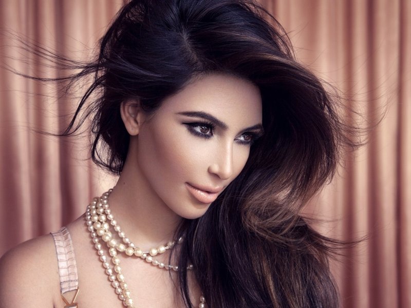 Kim-Kardashian-Beautiful.jpg
