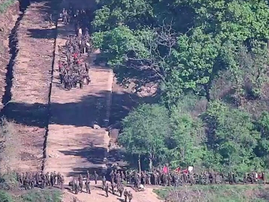 Seoul fires warning shots as N. Korean soldiers cross border again