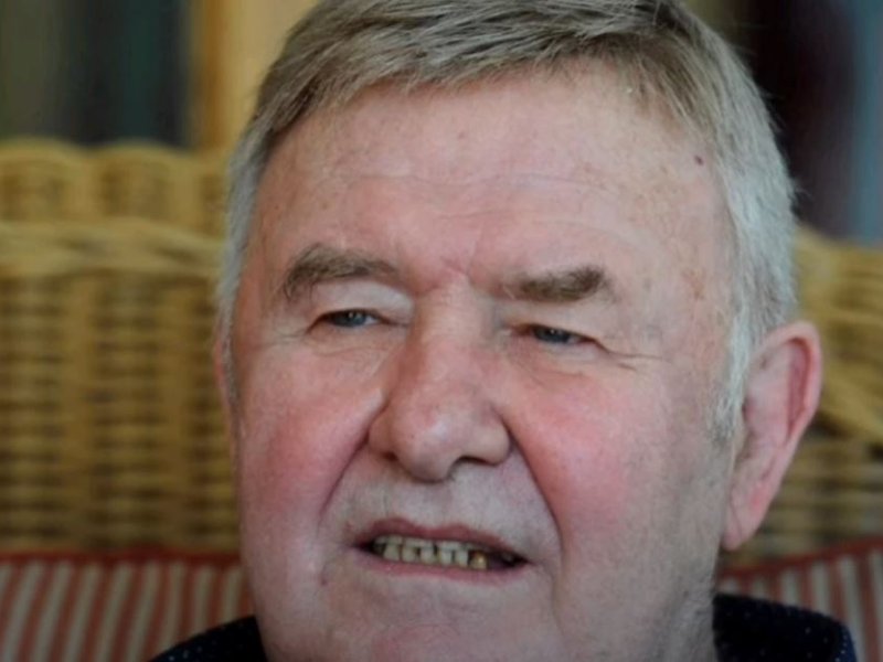 Leon Schuster YouTube screenshot