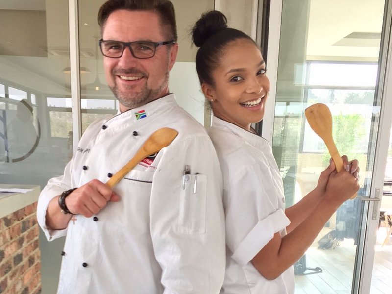 Liesl Laurie eating healthy image