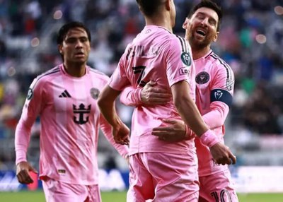 Messi Turntable Messi scores 900th career goal but Miami crash out