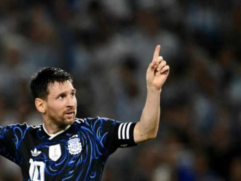 Lionel Messi celebrates scoring Argentina's second goal