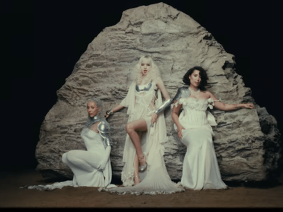 Lisa Releases dream Collab With Doja Cat And RAYE Lisa Releases dream Collab With Doja Cat And RAYE