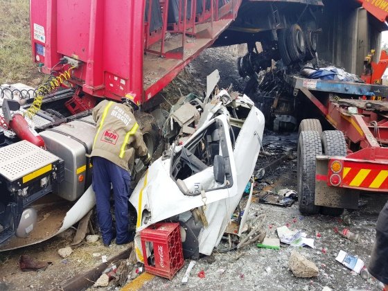 M7 crash underneath N2 bridge