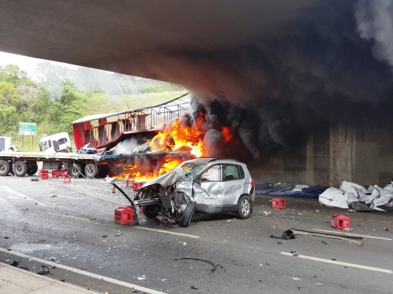 M7 crash underneath N2 bridge