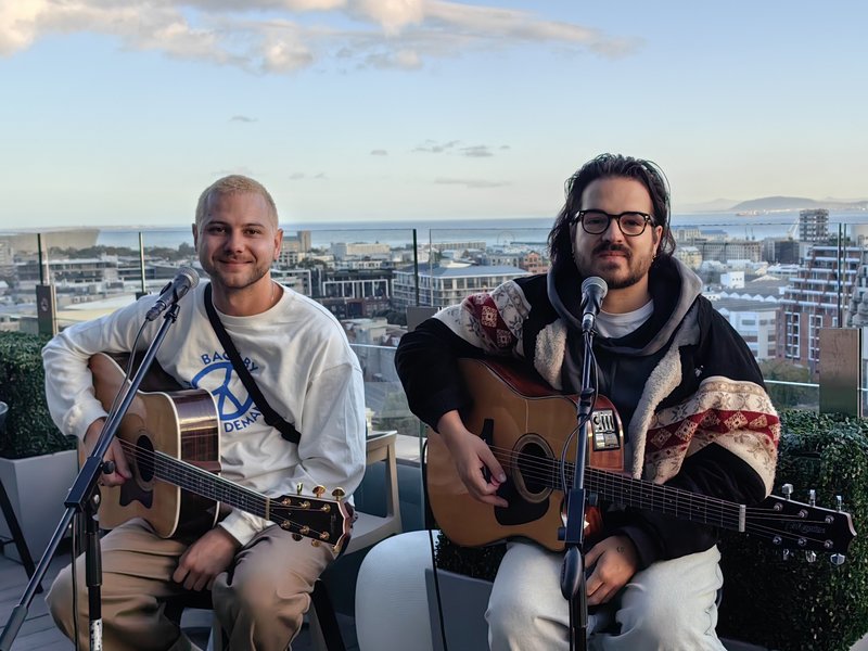 MILKYCHANCE FRIDAY LIVE