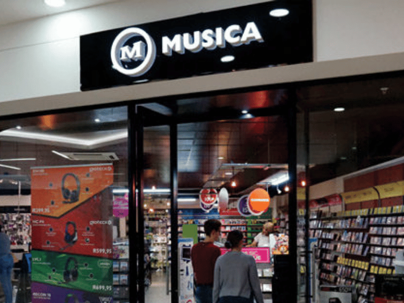 MUSICA SHOP FRONT