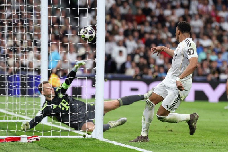 Bayern Munich goalkeeper Manuel Neuer in Champions League