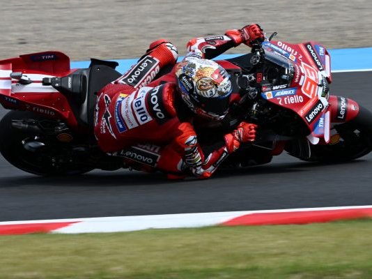Marc Marquez wins sprint at Japan MotoGP