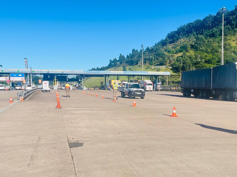 Mariannhill Toll Plaza Easter roadblock