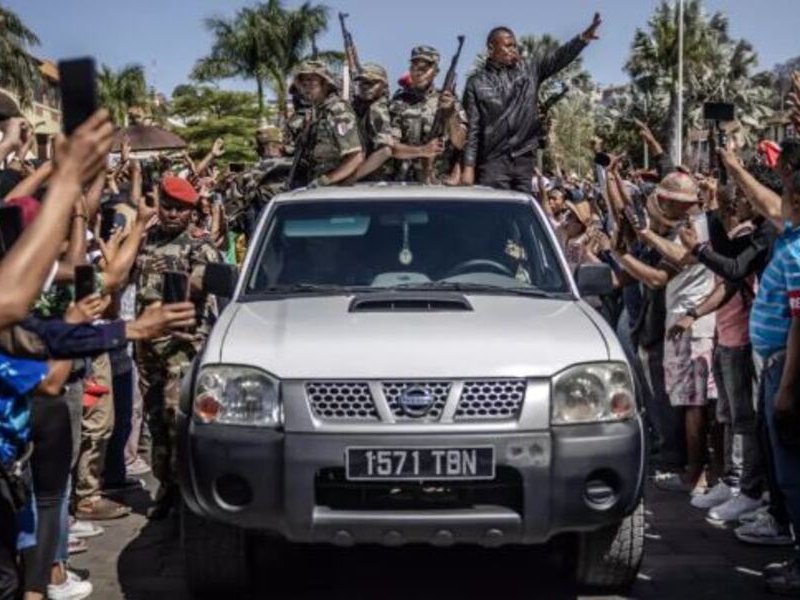 Members of Madagascar’s CAPSAT army