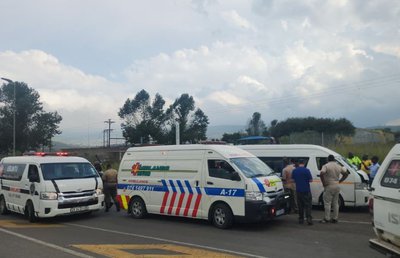 16 schoolchildren hurt in Midlands scholar transport crash