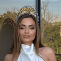Miss SA 2024 Mia le Roux wearing the Mowana Crown