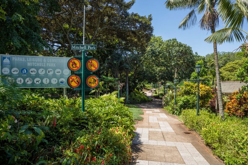 Mitchell Park Zoo