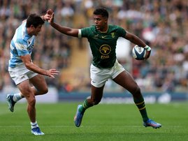 Springbok wing Canan Moodie running with ball against Argentina