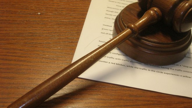 Gavel_wikimedia