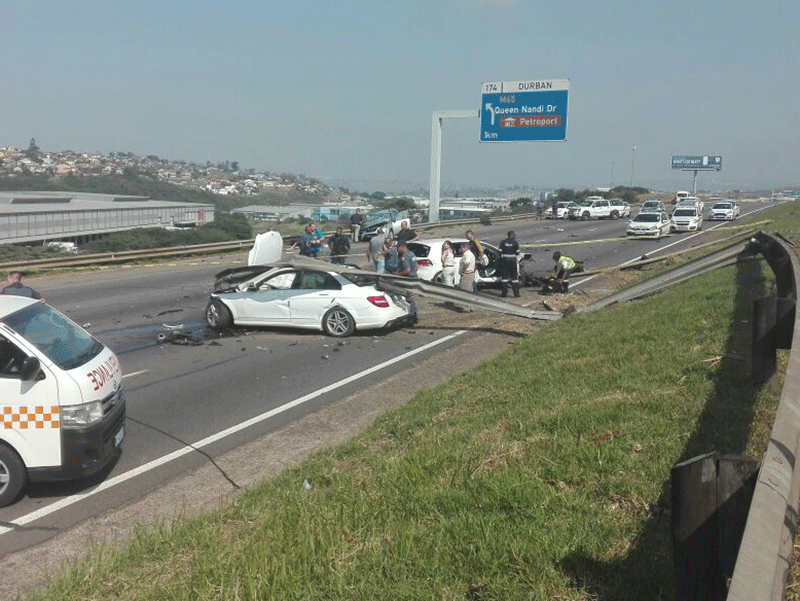N2 crash near Nandi Drive, police shootout