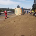 Bus overturns on N3 near Hilton