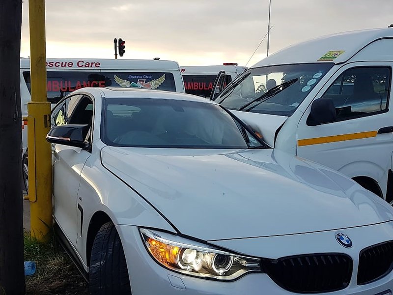 15 hurt in Pinetown taxi intersection crash