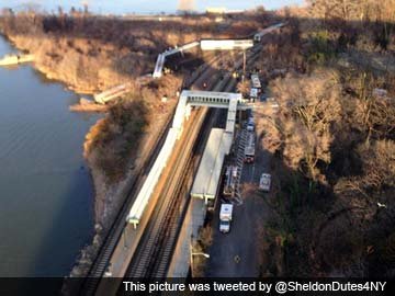 New_York_Train_Derail_360x270.jpg