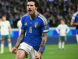 Newcastle midfielder Sandro Tonali