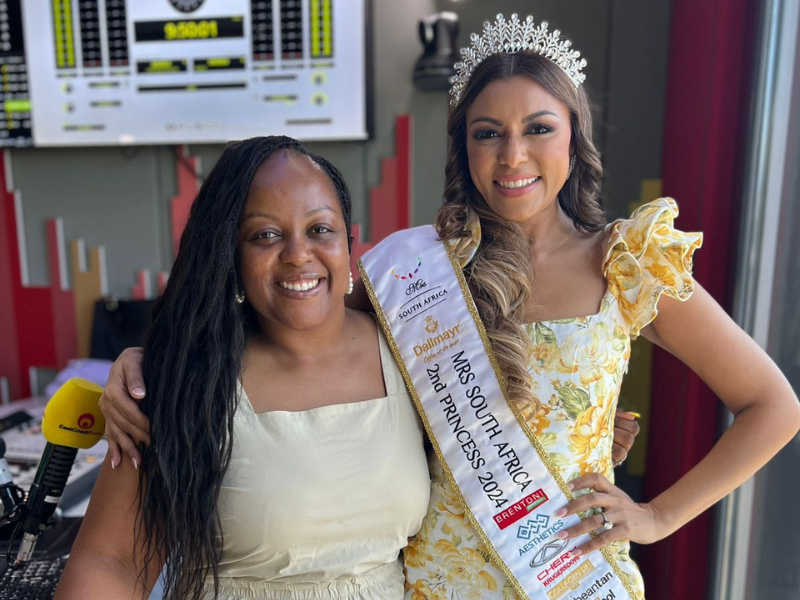 Mrs South Africa 2nd princess Noelene Rajbally with Carol Ofori