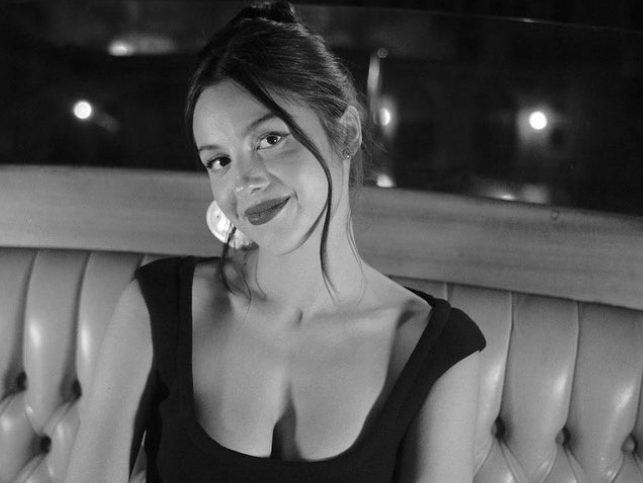 Olivia Rodrigo black and white IG pic