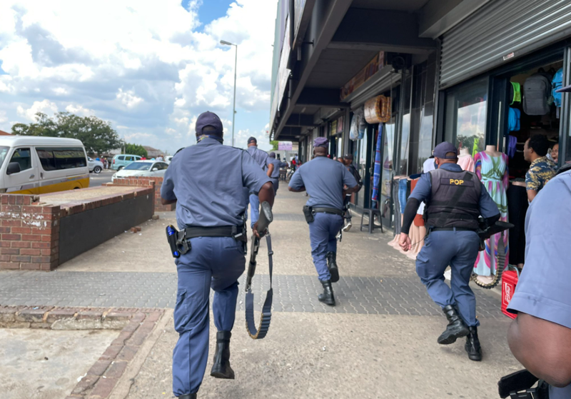 Public order police chasing crown in Alex March 2022 Dudual Movement