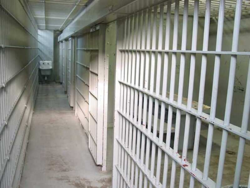 Prison UK toilet theft