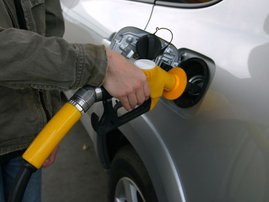 Filling petrol