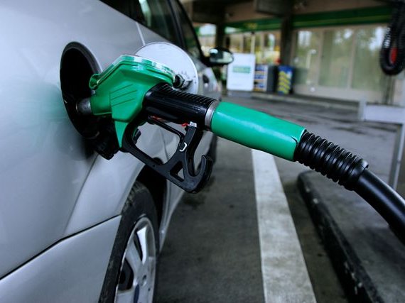 Petrol_pump_mp3h0355.jpg