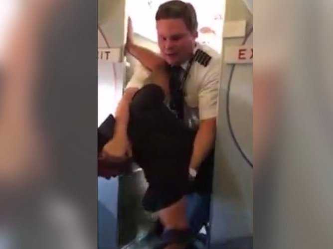 pilot tackle