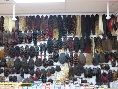 BREAKING: Cargo pirates are stealing hair extensions and wigs - Vimarsana News