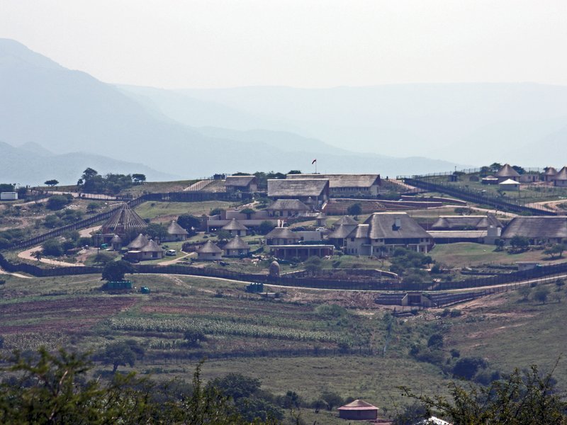 President_Jacob_Zuma's_Nkandla_homestead.jpg