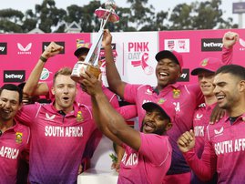 Proteas Beat Netherlands in Pink Day ODI