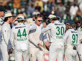 Proteas Test team celebrating a wicket