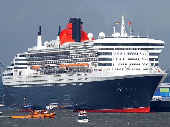 Queen_Mary_2.jpg
