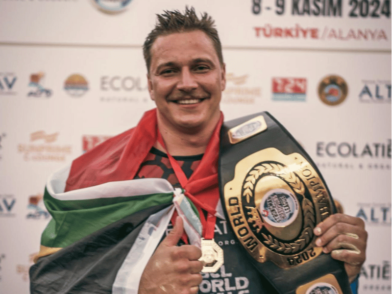 RAYNO NEL WORLD'S STRONGEST MAN