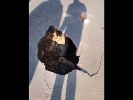 Roodepoort motorists warned of massive sinkhole