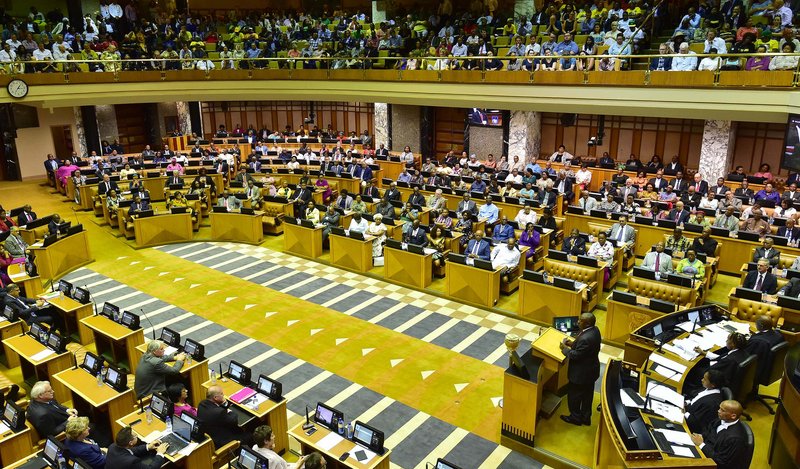 Cyril Ramaphosa addressing parliament