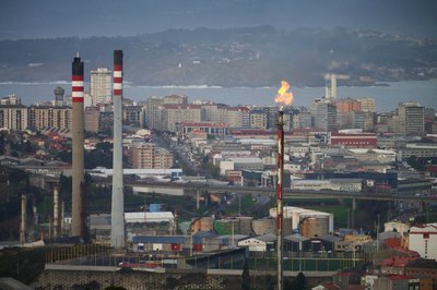 Mideast war could knock 3% off Africa economies: energy regulator