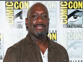 Richard  T Jones