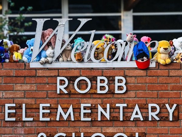 Robb Elementary School, Uvale, Texas