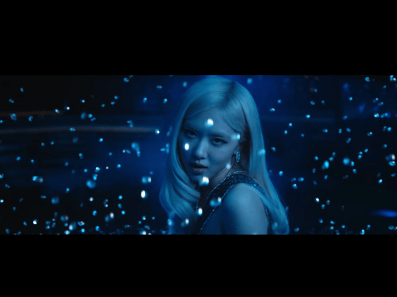 ROSÉ in Messy music video for F1