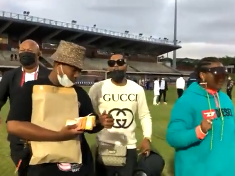 Royal AM owners dole out cash to players on the pitch