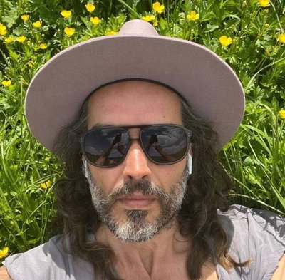 Russell Brand describes marriage to Katy Perry as &ldquo;a little bit chaotic&rdquo;