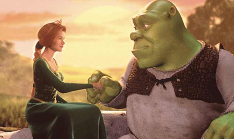 SHREK AND FIONA HOLDING HANDS