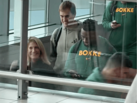 SIYA KOLISI WALKING WITH BLONDE WOMAN
